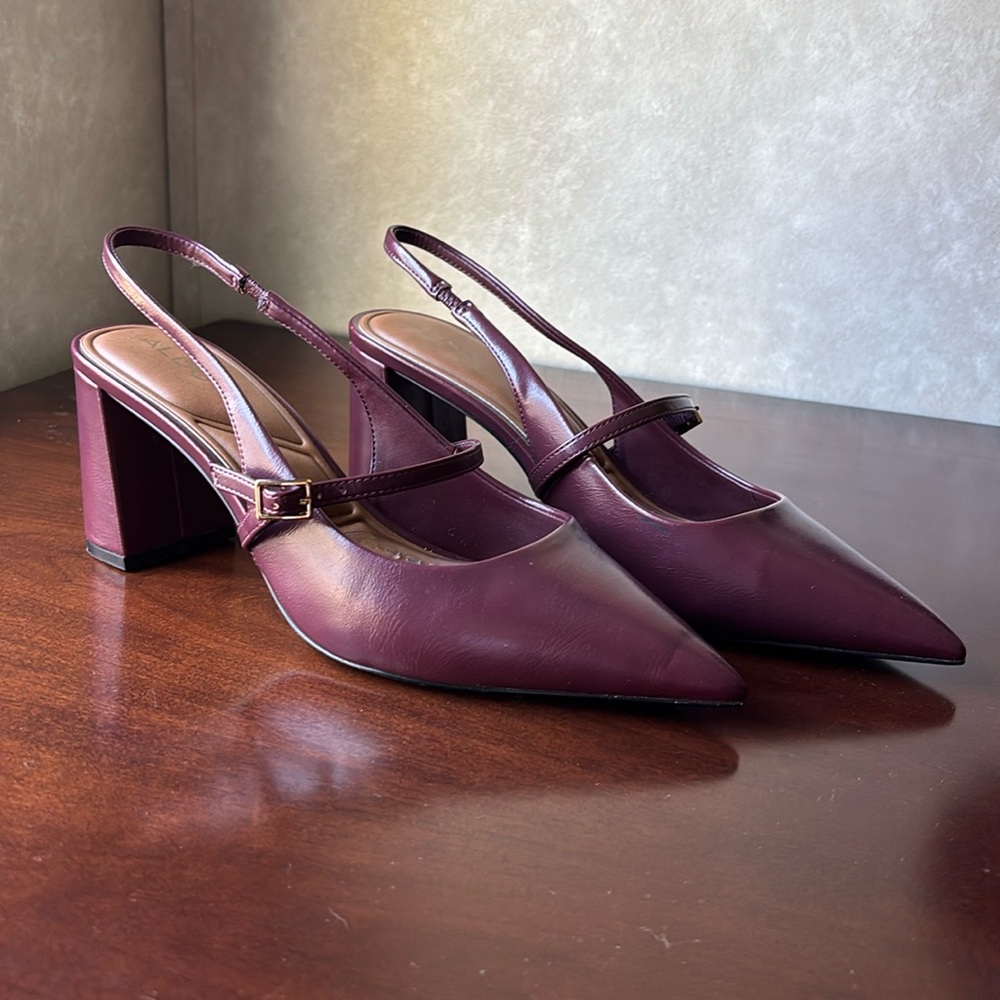 Burgundy Aldo Vestian sling back heel